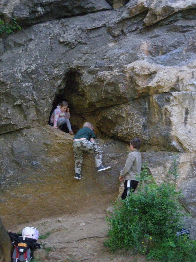 Kluci našli jeskyni by Šimon